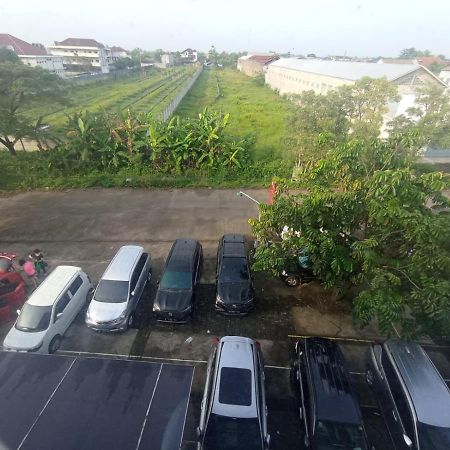 ホテル Cendana Coliving Solo Baru エクステリア 写真
