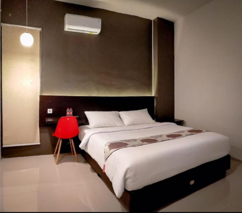 ホテル Cendana Coliving Solo Baru エクステリア 写真