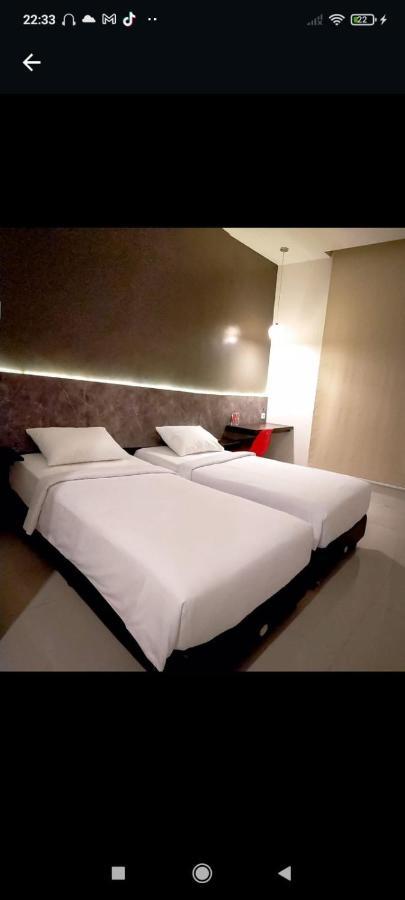 ホテル Cendana Coliving Solo Baru エクステリア 写真