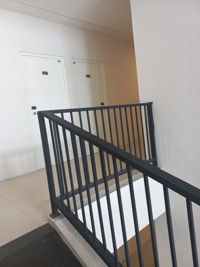 ホテル Cendana Coliving Solo Baru エクステリア 写真