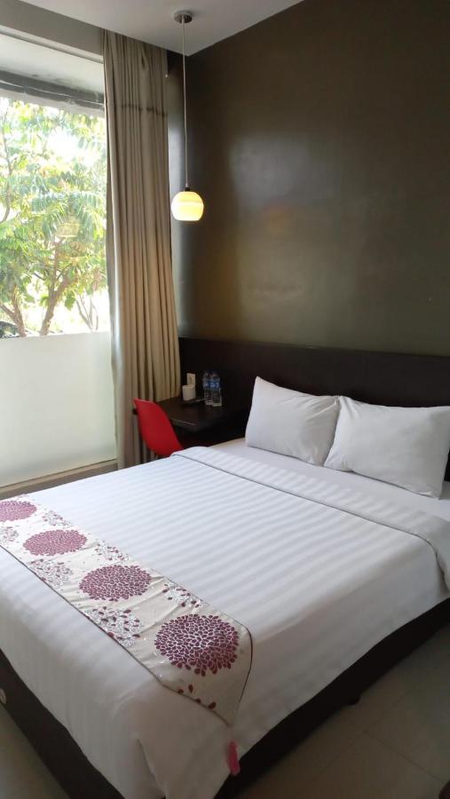 ホテル Cendana Coliving Solo Baru エクステリア 写真
