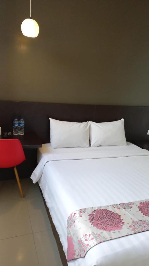 ホテル Cendana Coliving Solo Baru エクステリア 写真